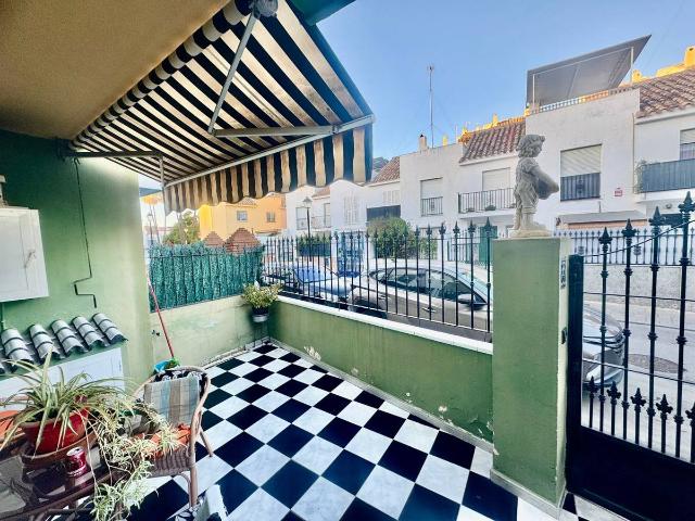 Casa adosada en Venta en Los Boliches