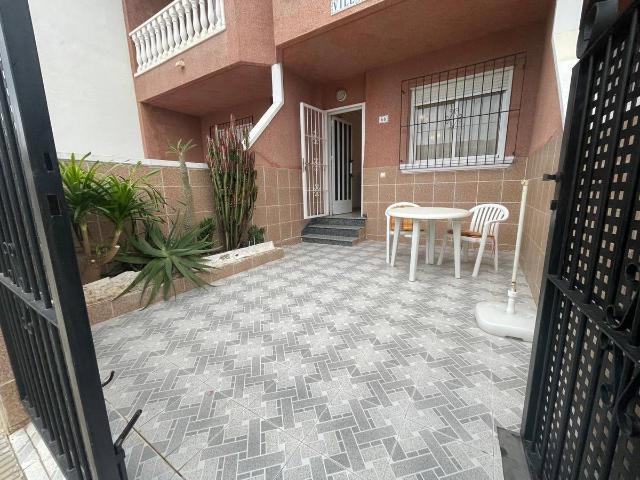 Casa adosada en Venta en Los Cuarteros