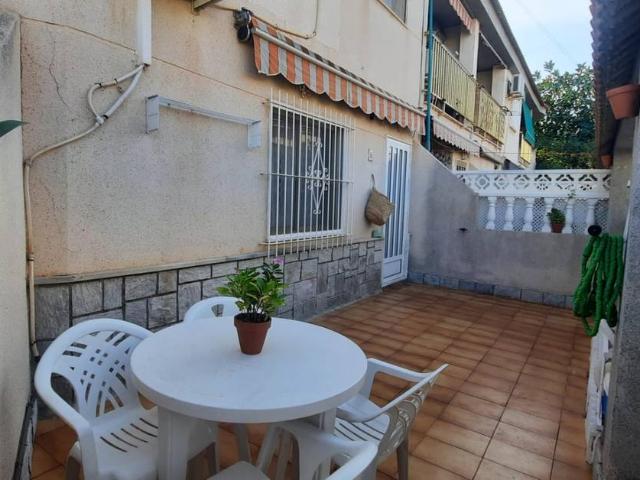 Casa adosada en Venta en Los Cuarteros