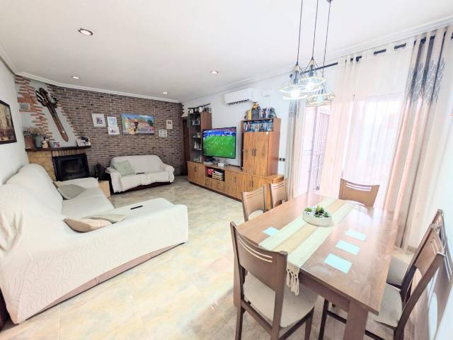 Casa adosada en Venta en Los Dolores