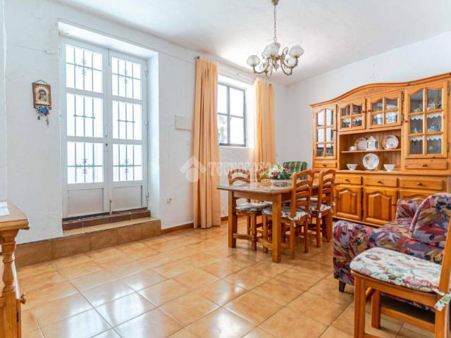 Casa adosada en Venta en Los Guájares