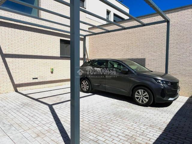 Casa adosada en Venta en Los Hueros