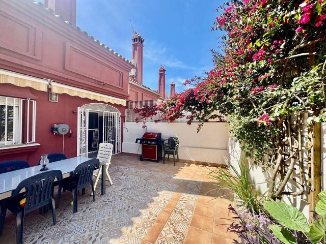 Casa adosada en Venta en Los Pacos