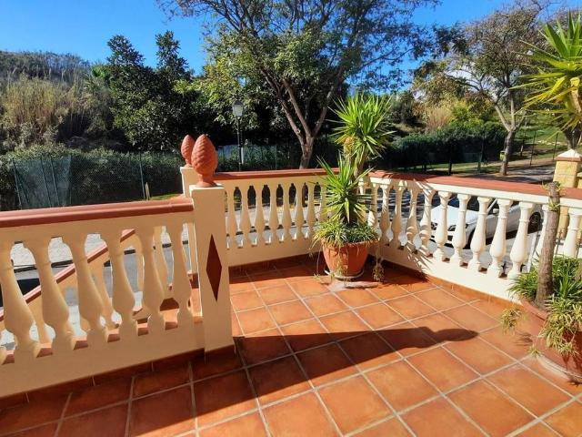 Casa adosada en Venta en Los Pacos