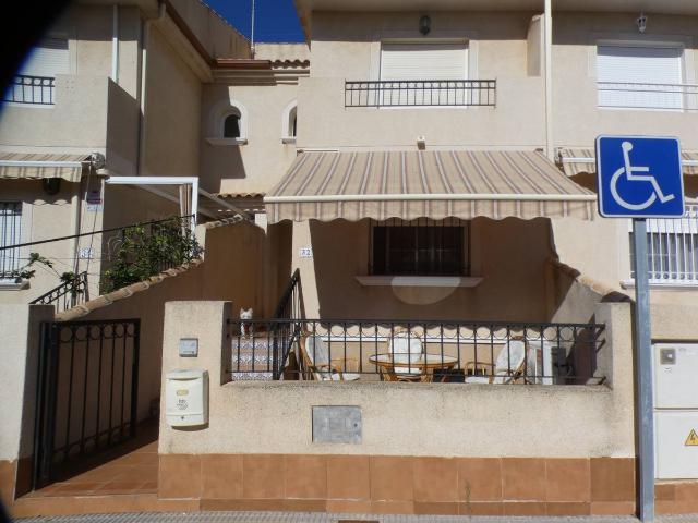 Casa adosada en Venta en Los Peñascos El Salero Los Imbernones
