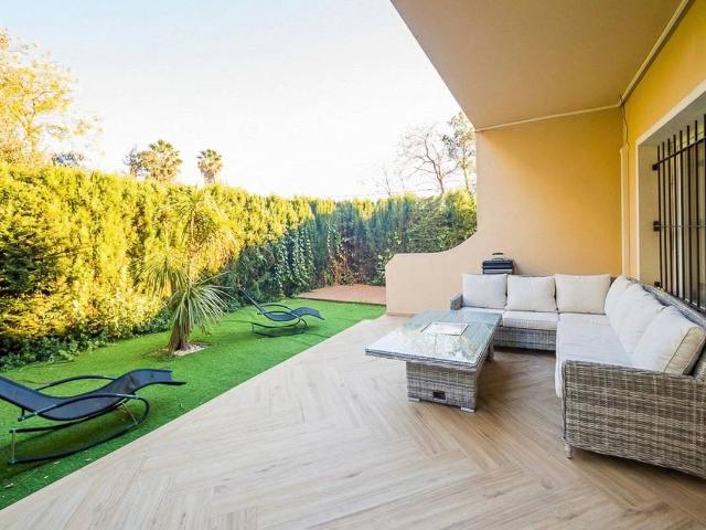 Casa adosada en Venta en Los Pinos Politur