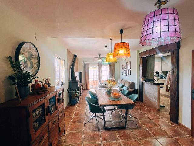 Casa adosada en Venta en Los Rios
