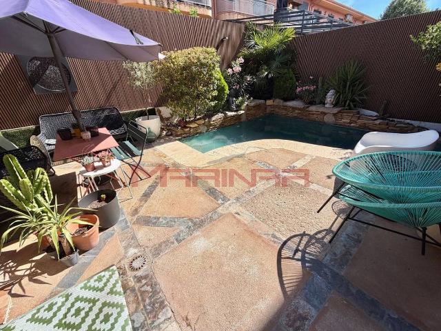Casa adosada en Venta en Los Robles