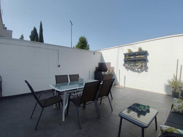 Casa adosada en Venta en Los Rosales