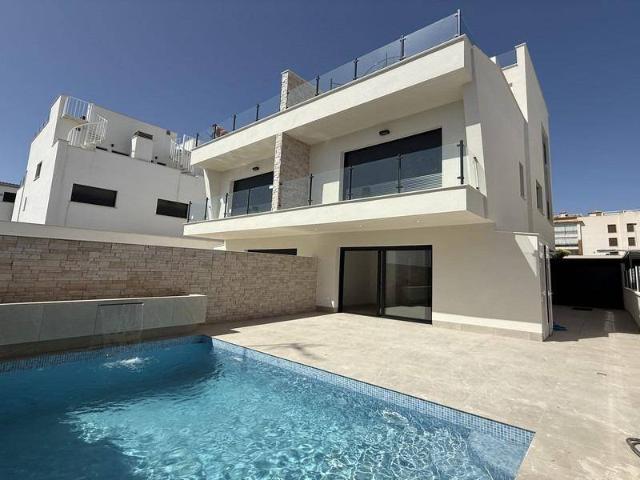 Casa adosada en Venta en Los Secanos