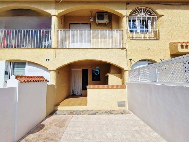 Casa adosada en Venta en Los Urrutias