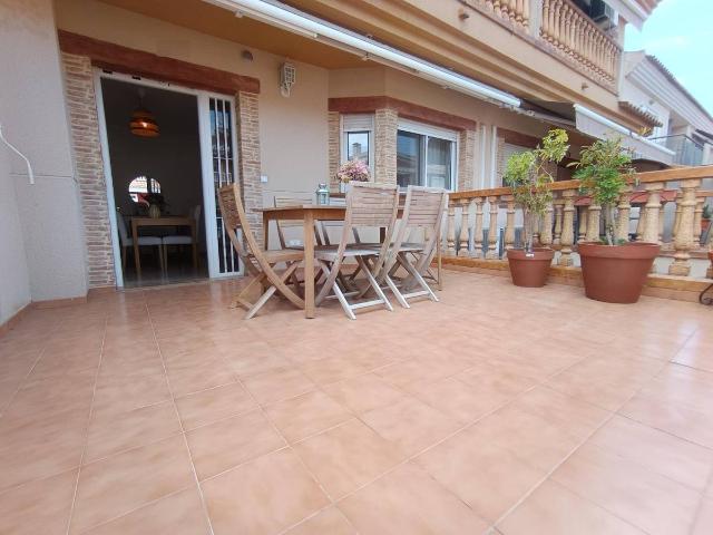Casa adosada en Venta en Los Vientos Casa Ros