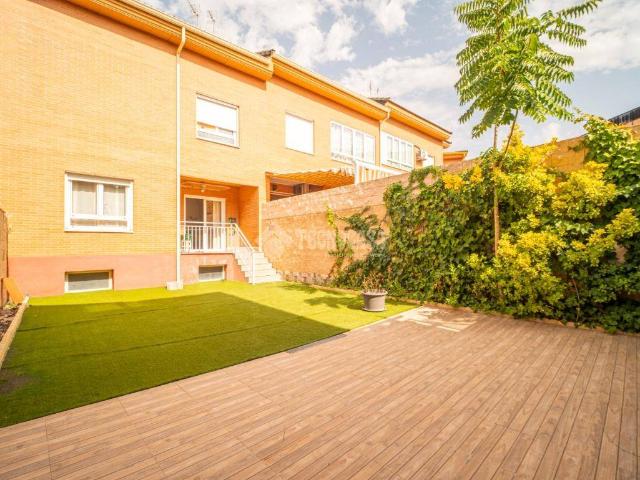 Casa adosada en Venta en Los Villares