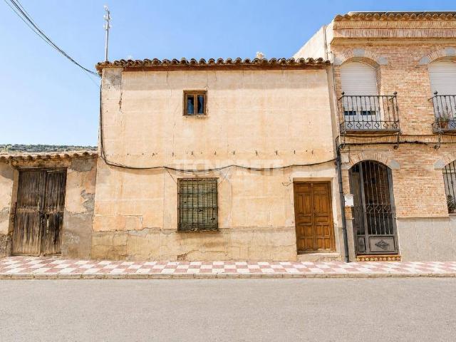 Casa adosada en Venta en Los Yébenes