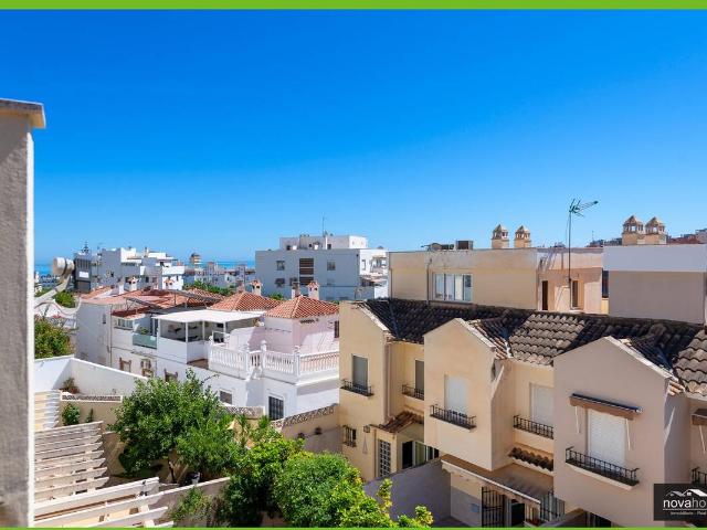 Casa adosada en Venta en La Colina