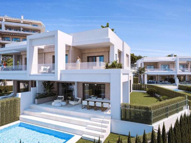 Casa adosada en Venta en La Concha Resina Golf