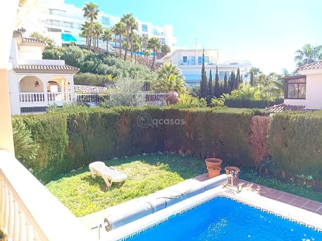 Casa adosada en Venta en La Capellanía El Higuerón