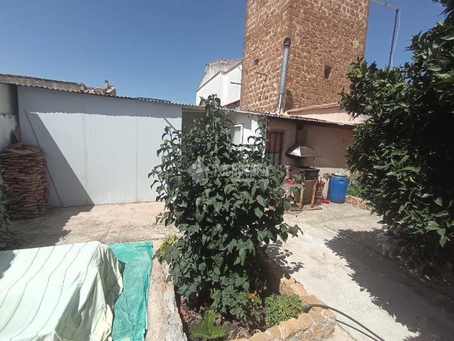 Casa adosada en Venta en La Carolina