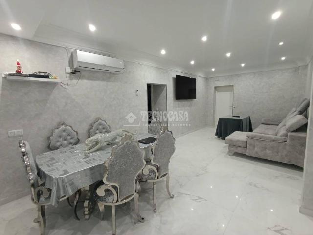 Casa adosada en Venta en La Carolina