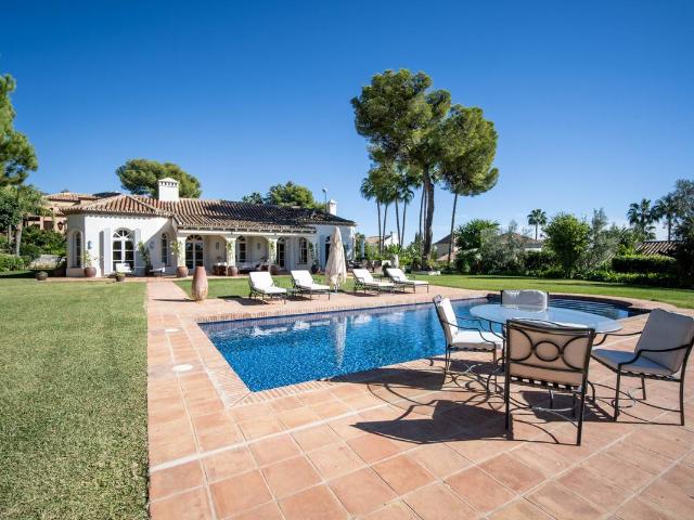 Casa adosada en Venta en La Carolina Guadalpín