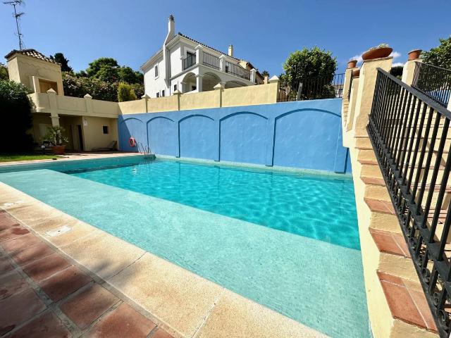 Casa adosada en Venta en La Carolina Guadalpín