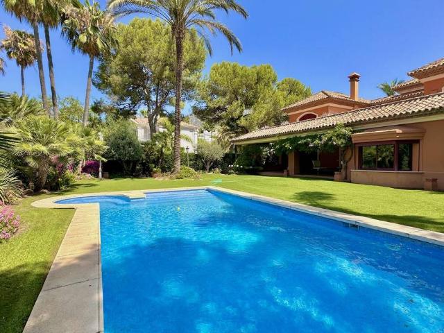 Casa adosada en Venta en La Carolina Guadalpín