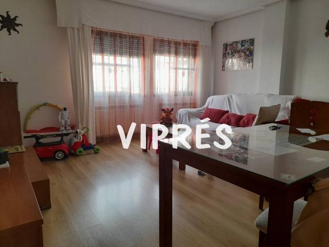 Casa adosada en Venta en La Cañada