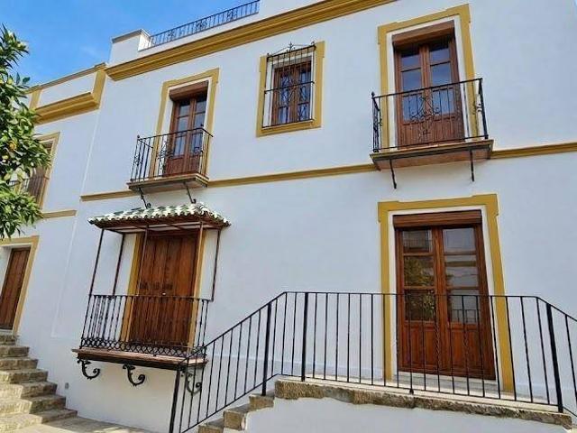 Casa adosada en Venta en La Algaba