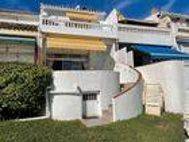 Casa adosada en Venta en La Alquería