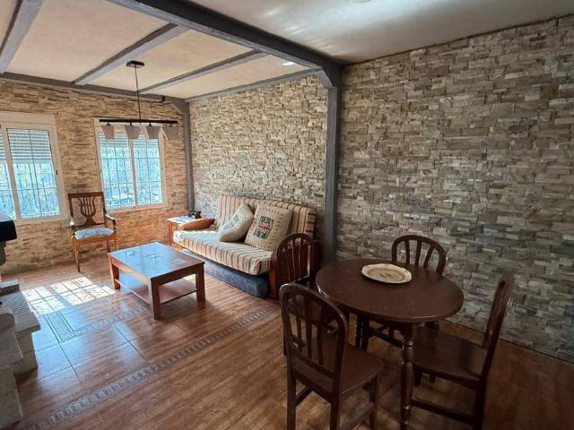 Casa adosada en Venta en La Banda Campo de Fútbol