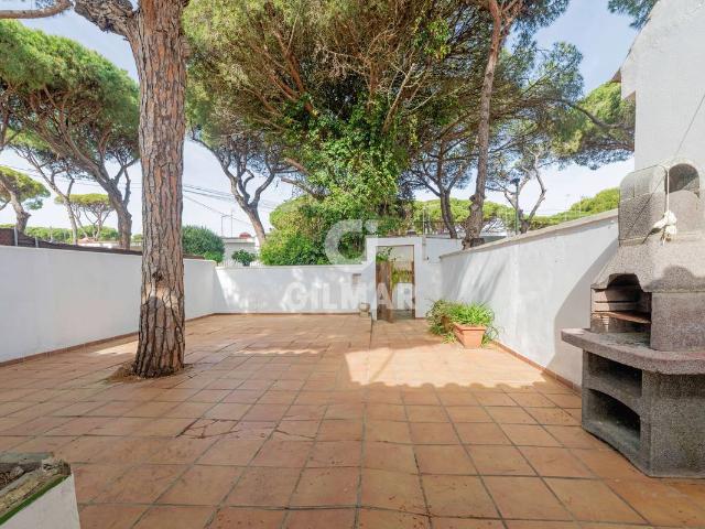 Casa adosada en Venta en La Barrosa