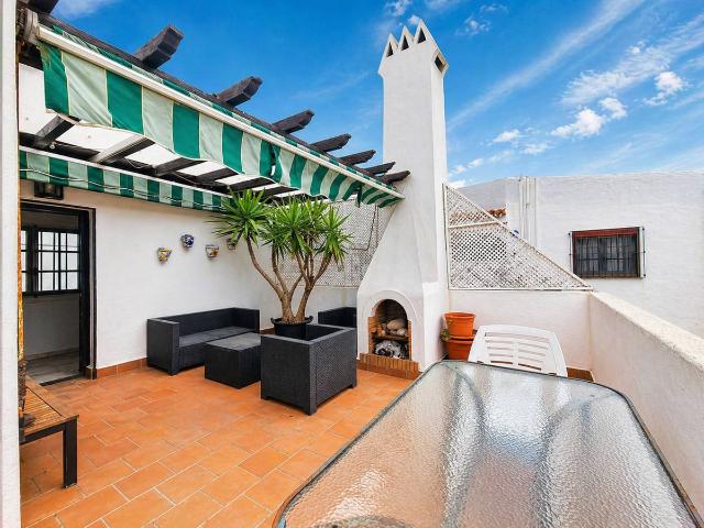 Casa adosada en Venta en La Duquesa