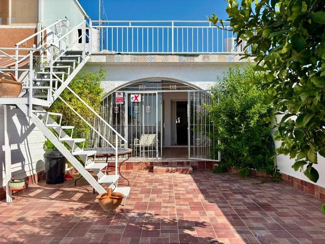 Casa adosada en Venta en La Florida
