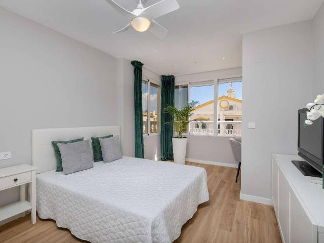 Casa adosada en Venta en La Florida
