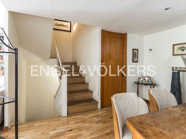 Casa adosada en venta en La Moraleja, El Soto de la Moraleja. Precioso chalet en la mejor zona de El Soto de la Moraleja. Casas adosadas La.