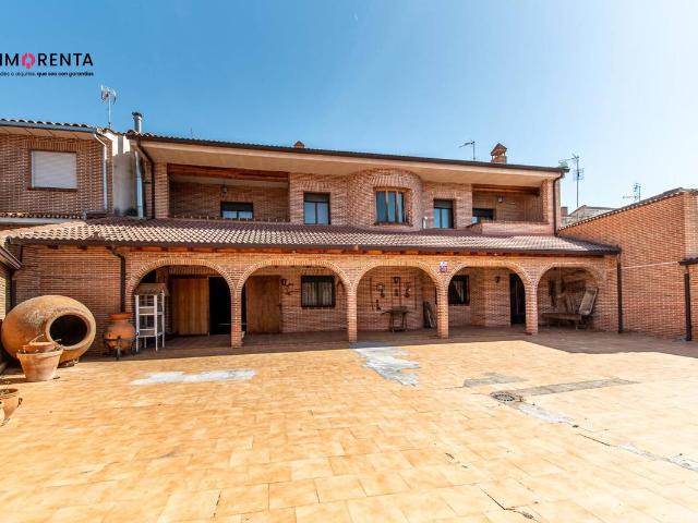 Casa adosada en Venta en La Mata