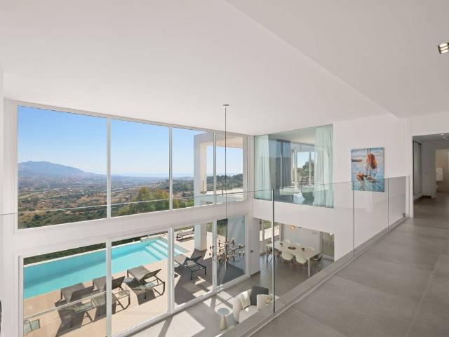 Casa adosada en Venta en La Mairena