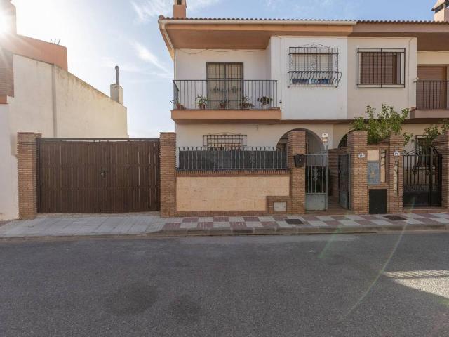Casa adosada en Venta en La Malahá