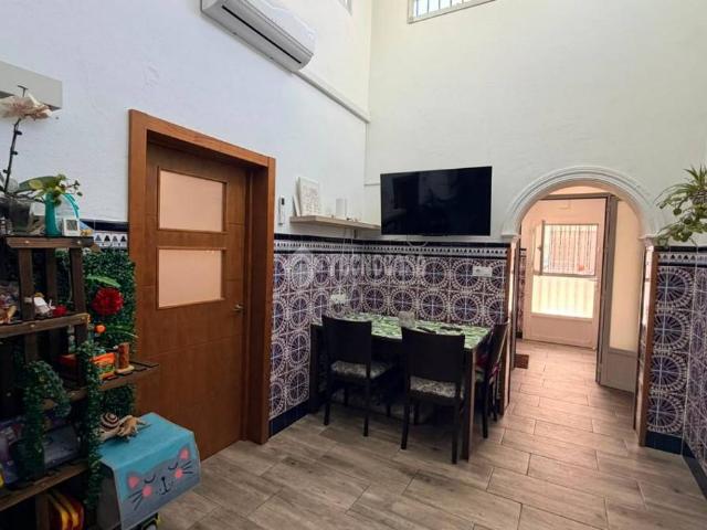 Casa adosada en Venta en La Soledad