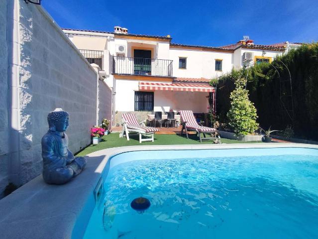 Casa adosada en Venta en La Planilla