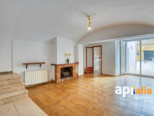 Casa adosada en Venta en La Punxa