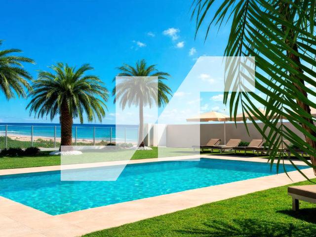 Casa adosada en Venta en La Torre Playa de Chilches