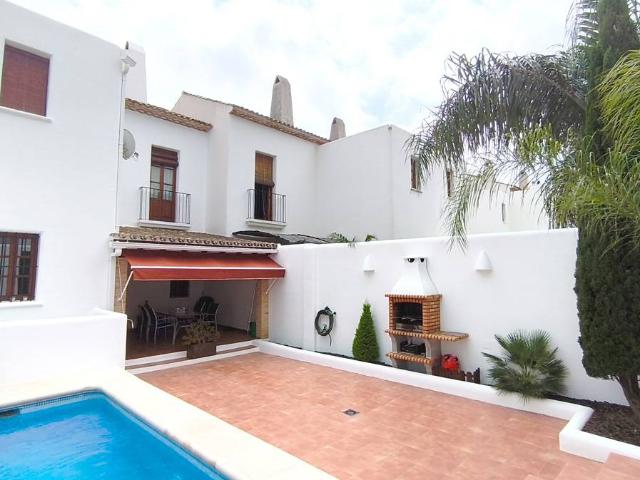 Casa adosada en Venta en La Xara La Sella