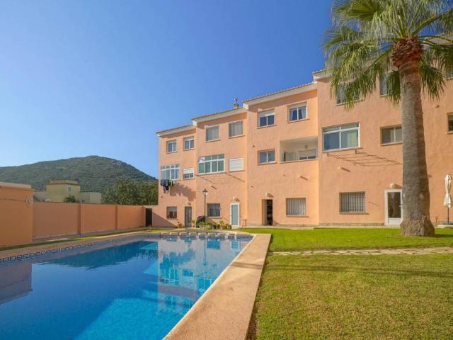 Casa adosada en Venta en La Xara La Sella