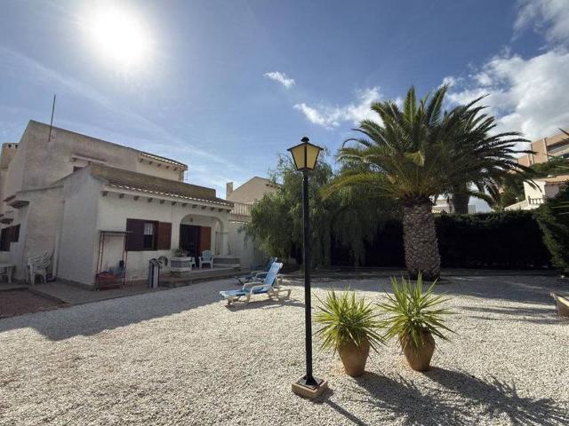 Casa adosada en Venta en La Zenia