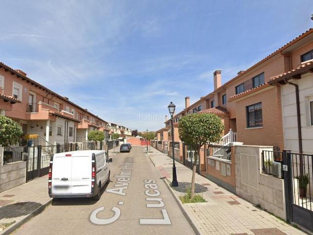 Casa adosada en venta en Laguna de Duero. Casas adosadas Laguna de.