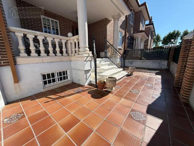 Casa adosada en Venta en Laguna de Duero