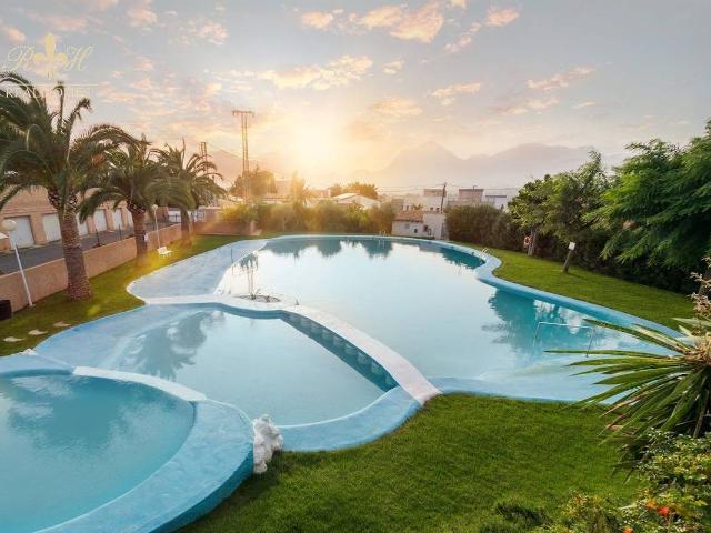 Casa adosada en Venta en L'Albir