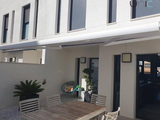 Casa adosada en Venta en L'Albir
