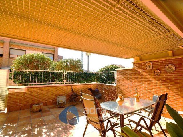 Casa adosada en Venta en Lardero